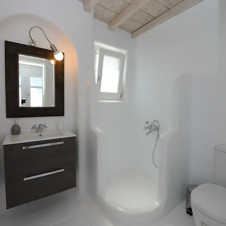 Pearl Near Ornos By Diles * Agios Ioannis Diakoftis