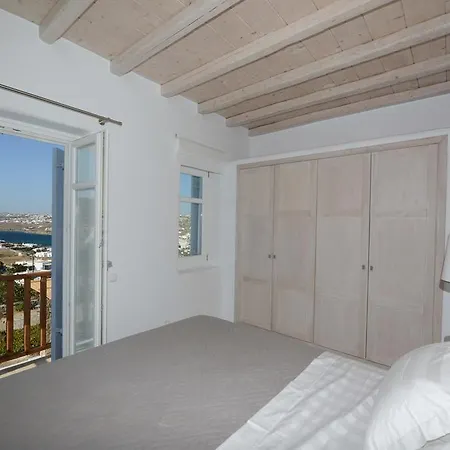 Villa Pearl Near Ornos By Diles Agios Ioannis Diakoftis