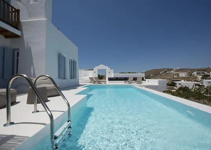 Pearl Near Ornos By Diles וילה